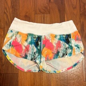 Lululemon Speed up 2.5 Low rise No limits white multi